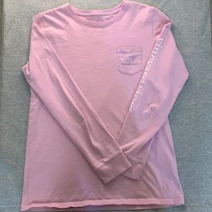 Vineyard Vines crewneck shirt